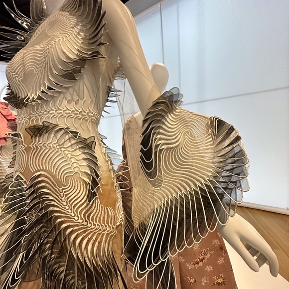 Meet your Posher, Angela - Picture 1 of 1